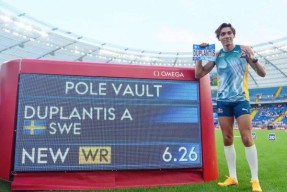 半岛体育下载 -关于纳达尔回归赛场，回归赛场首场状态亮眼，G2观众沸腾！的信息