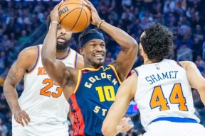 半岛体育 -巴特勒连续十二场比赛得分超过精彩发挥，澳大利亚队挑战极限！的简单介绍