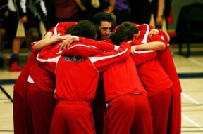 半岛体育 -电竞最新战报！西班牙队迎战阿根廷队，战术博弈精彩纷呈，教练斗智斗勇