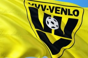 半岛体育下载 -网球赛场焦点！荷兰队对阵德国队，体能极限考验，赛场硬仗一触即发